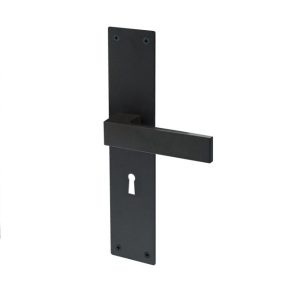 Deurkruk Lieke mat zwart op schild met sleutelgat 56 mm