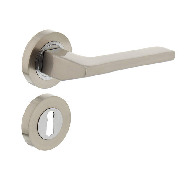 Deurkruk Ben op rond rozet incl. sleutelrozetten matnikkel/chroom - Intersteel 0019.170503 - Deurbeslag-en-meer.nl